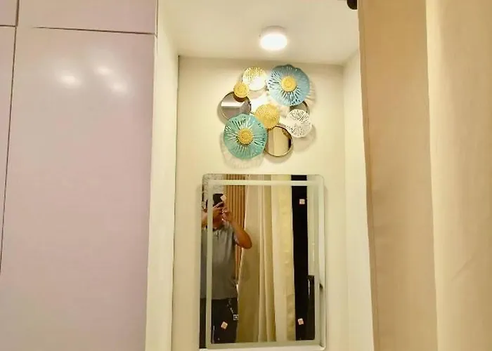 Mjm Cityscape At Red Residences Makati * Manila